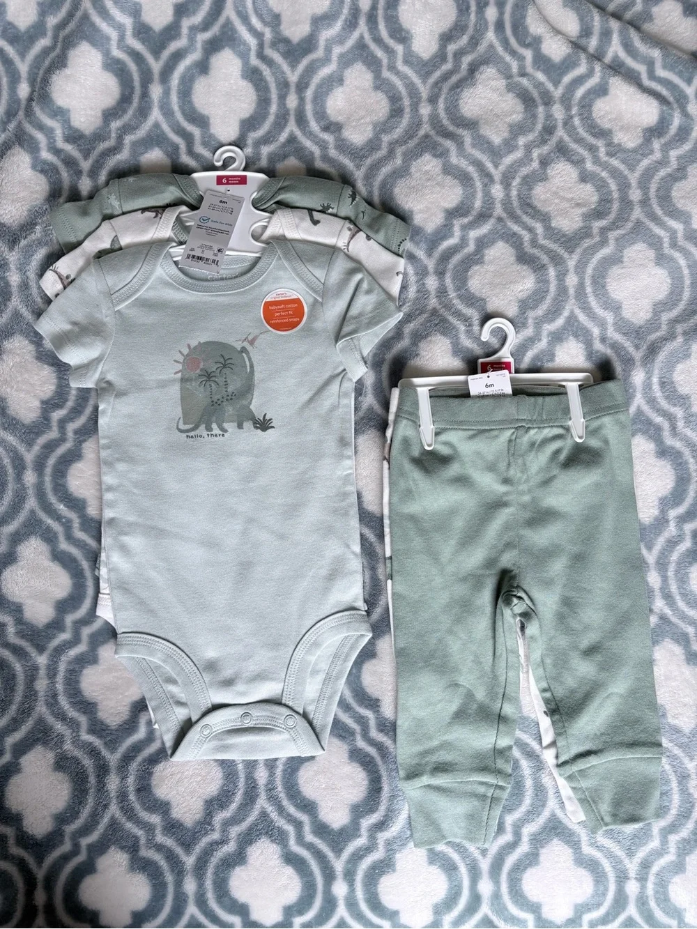 NWT 5 piece Carter's Mint Green Dinosaur Bodysuit & Pants Set Size 6 months